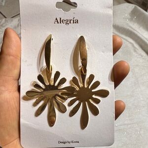 Alegria Gold Sunburst Earrings